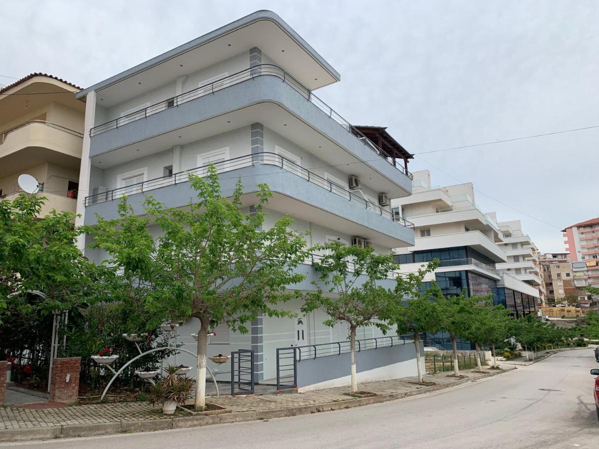 Maxus Apts *